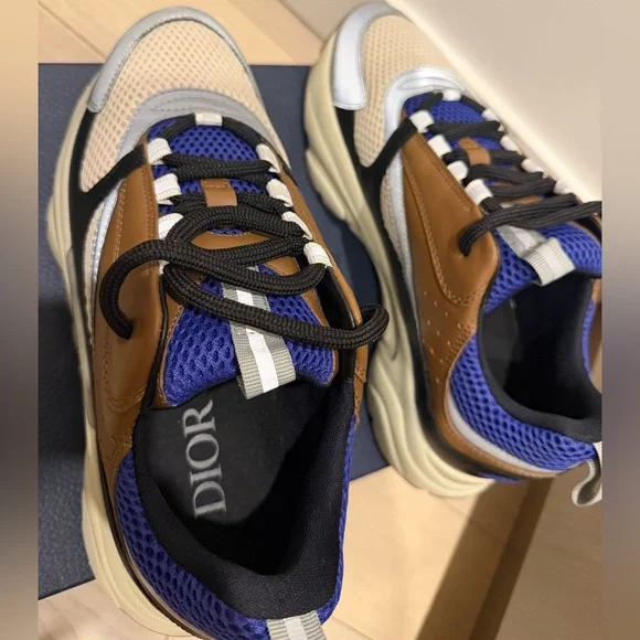 Dior sneaker M-B22, violet , cream , coffee brown, size 42. ( like new) - Picture 7 of 8